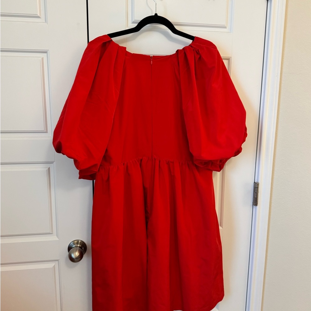 Red Hyacinth House Courtney V-Neck Dress - Picture 4 of 6